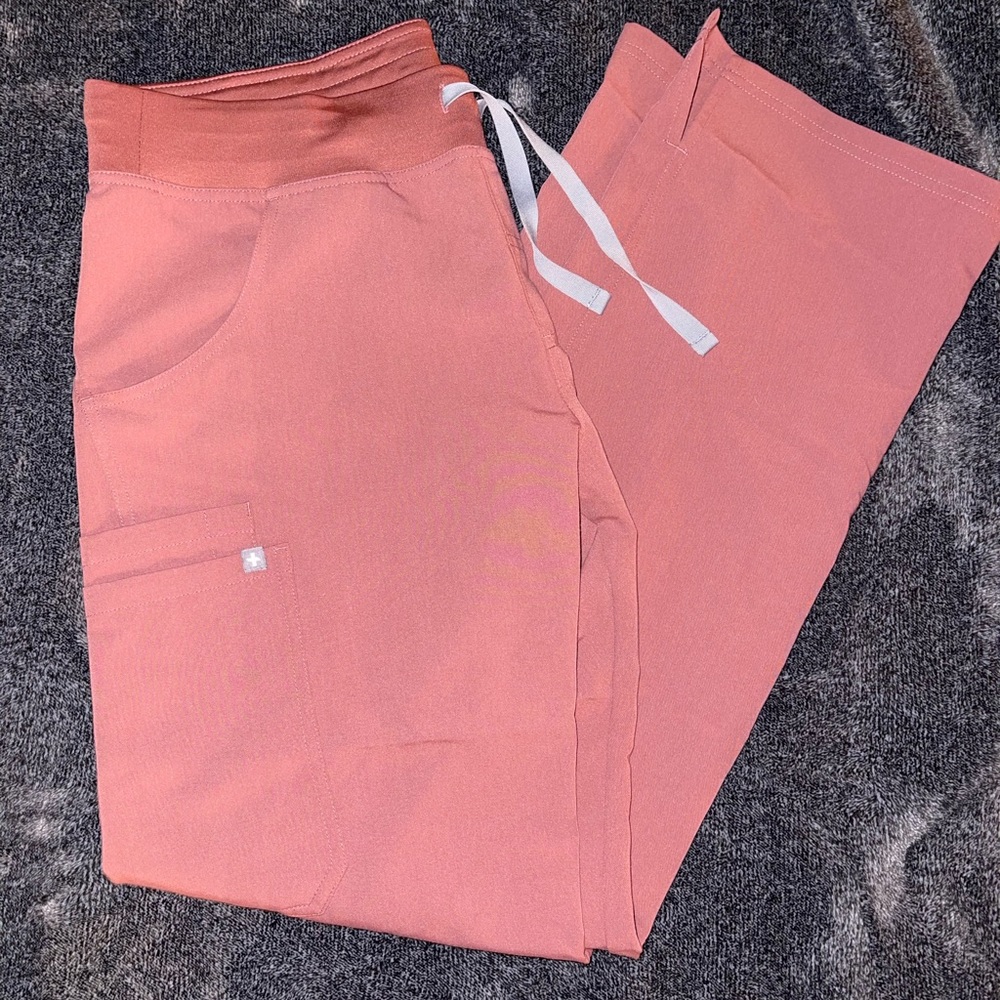 Mauve Figs Pants